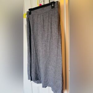 Croft & Barrow new midi skirt size M black and white